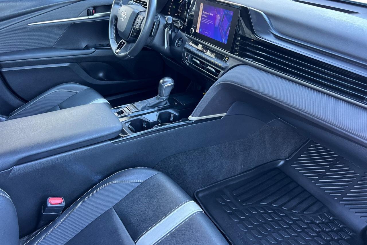 2025 Toyota Camry SE Roseville CA