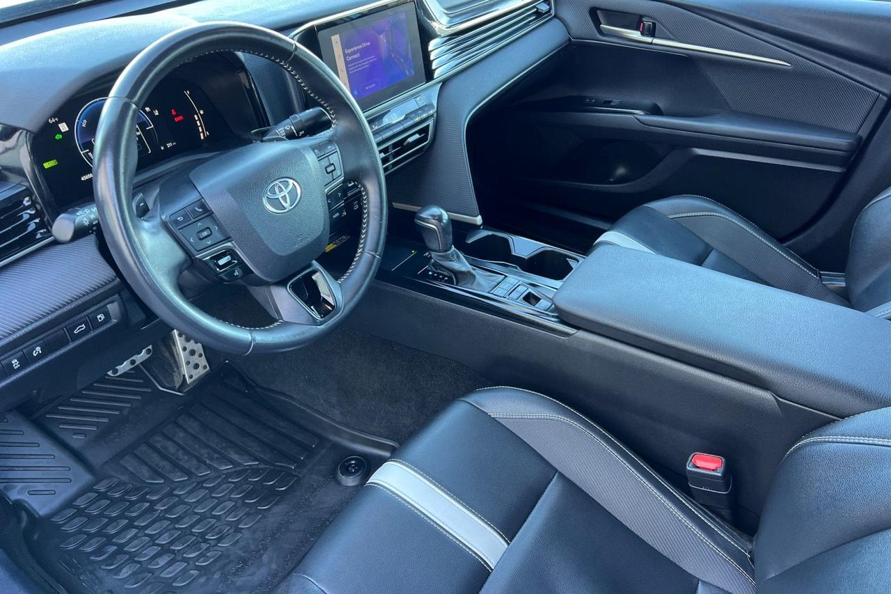 2025 Toyota Camry SE Roseville CA