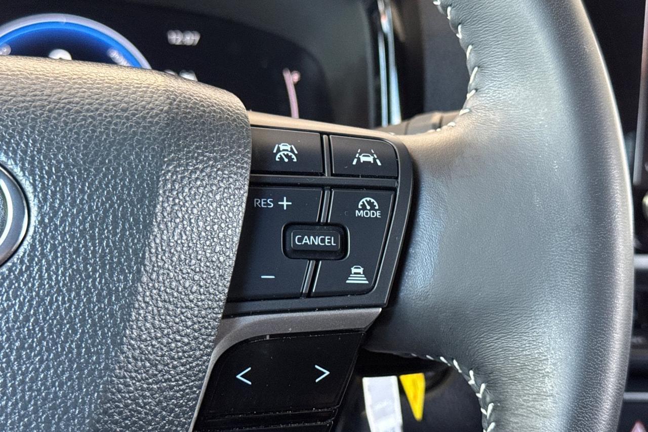 2025 Toyota Camry SE Roseville CA