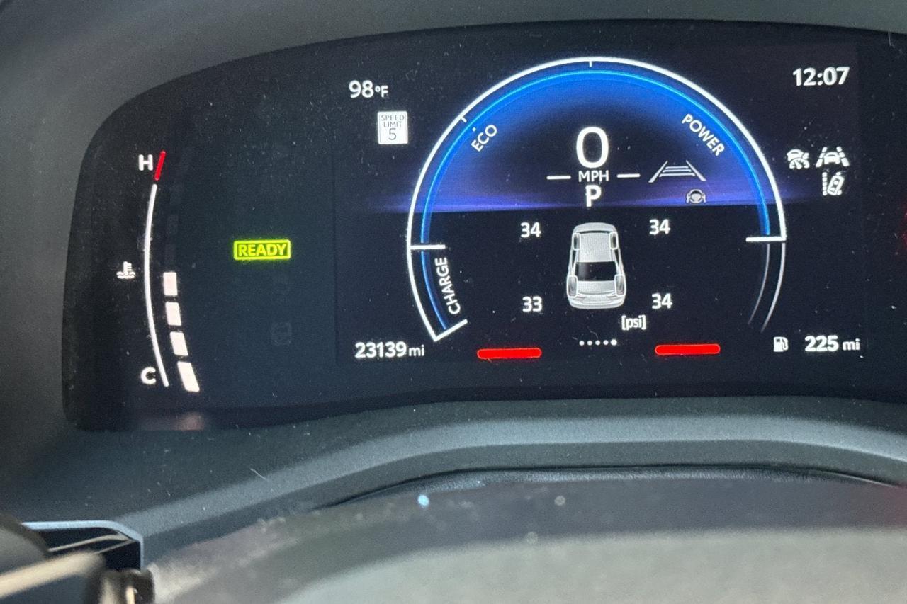 2025 Toyota Camry SE Roseville CA