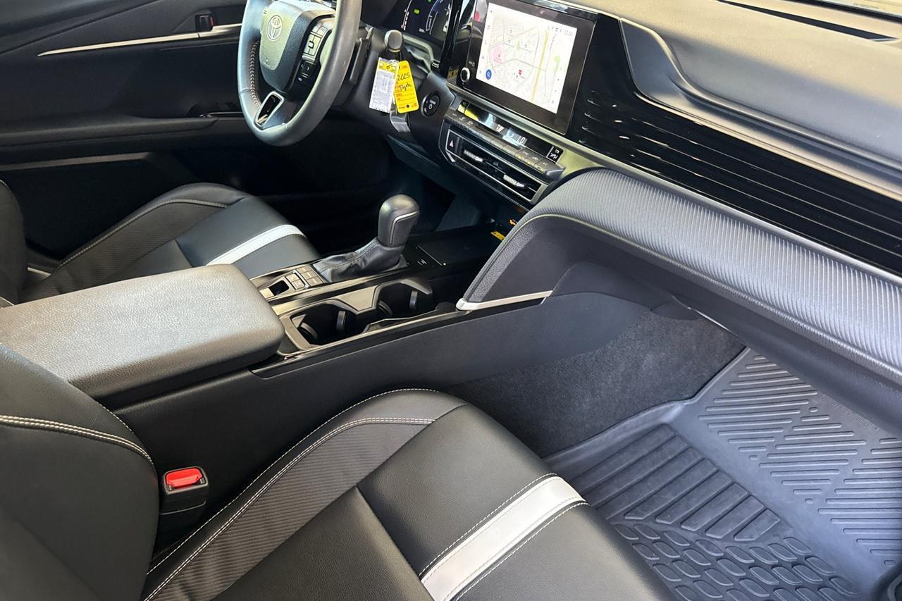 2025 Toyota Camry SE Roseville CA