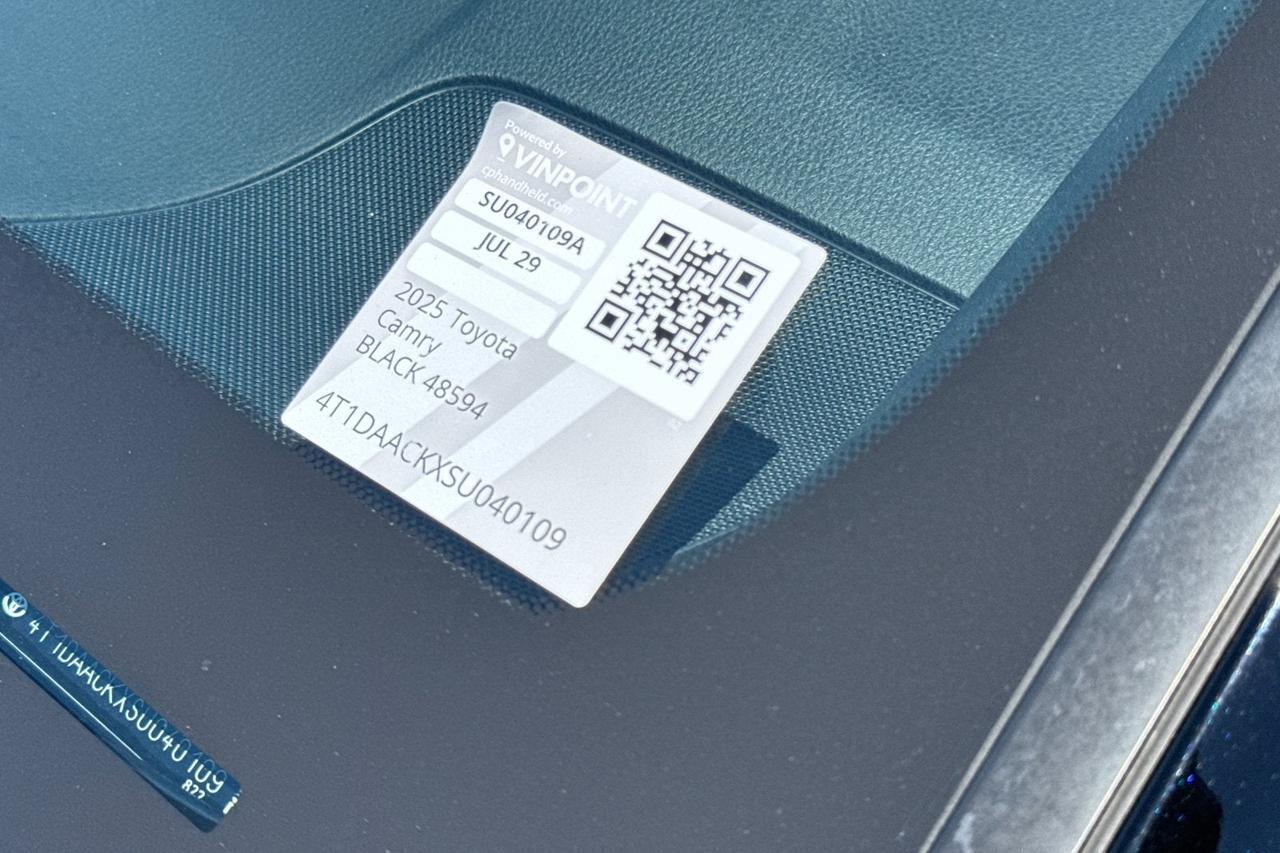 2025 Toyota Camry SE Roseville CA