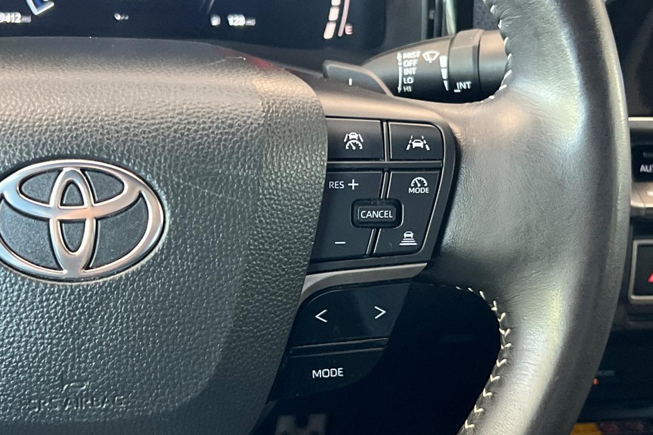 2025 Toyota Camry SE Roseville CA
