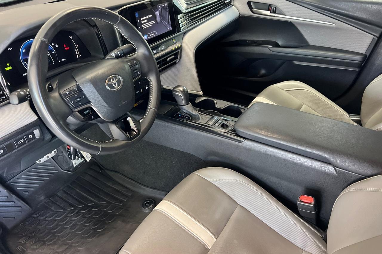 2025 Toyota Camry SE Roseville CA