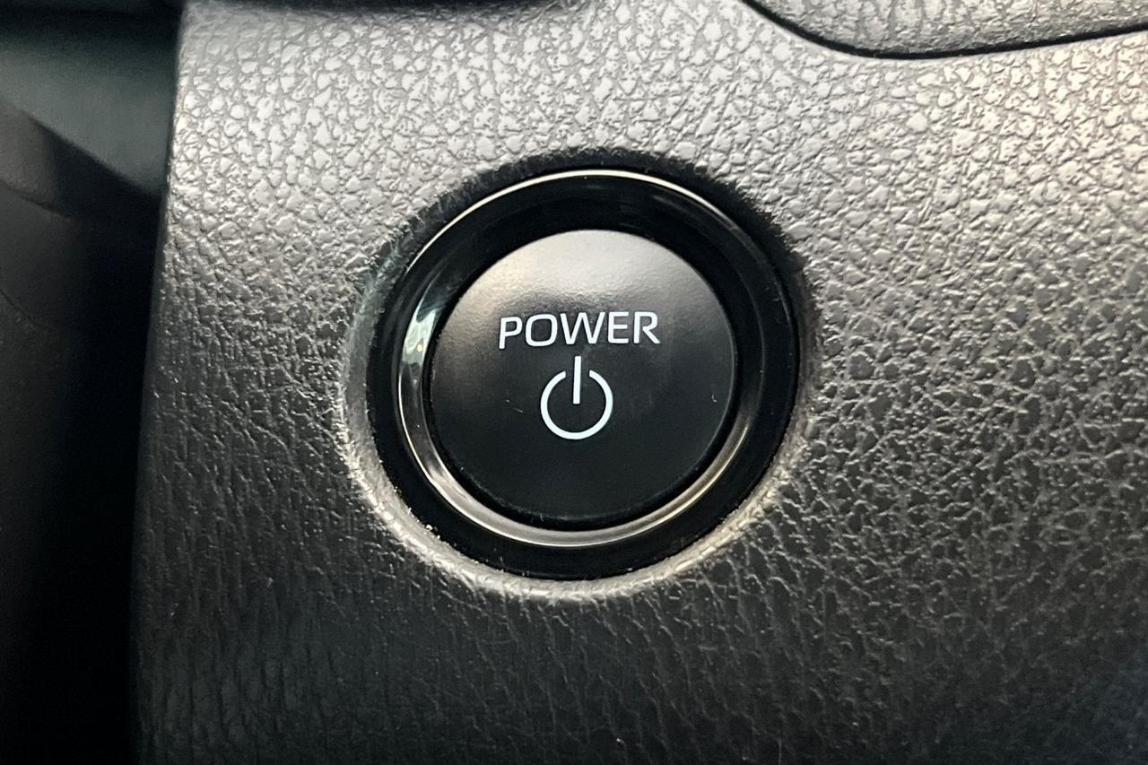 2025 Toyota Camry SE Roseville CA