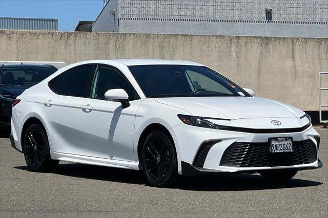 2025 Toyota Camry SE Roseville CA