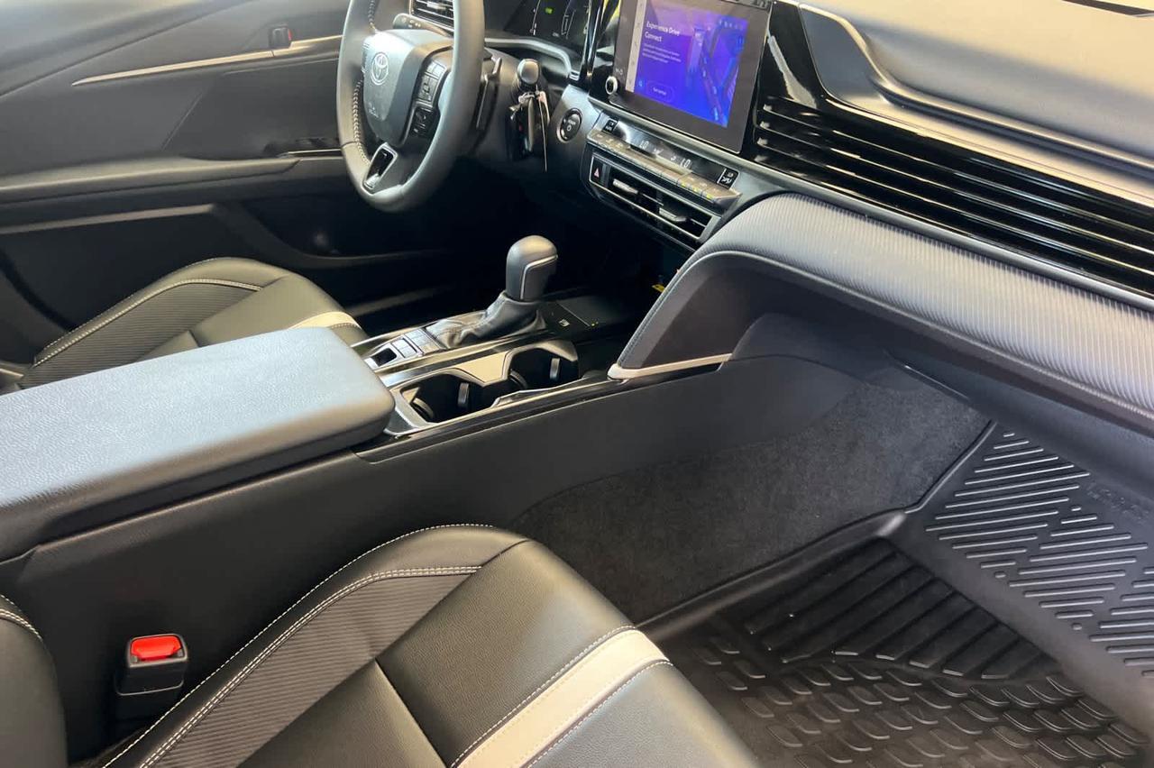 2025 Toyota Camry SE Roseville CA