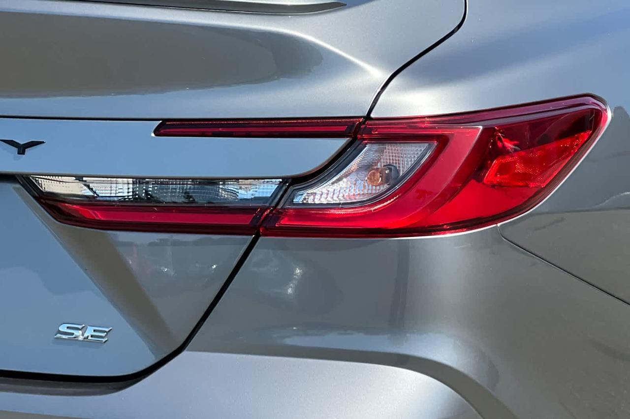 2025 Toyota Camry SE Roseville CA