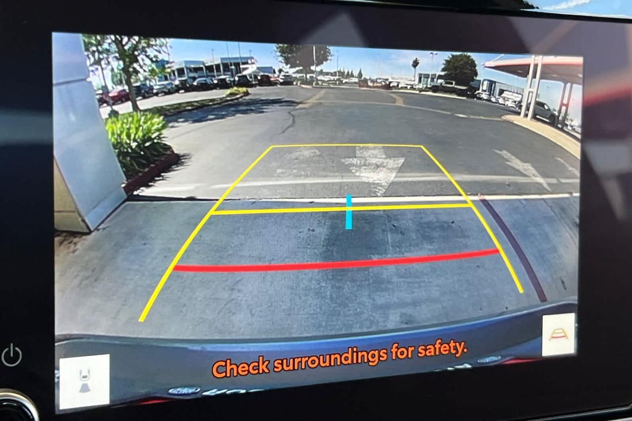 2025 Toyota Camry SE Roseville CA