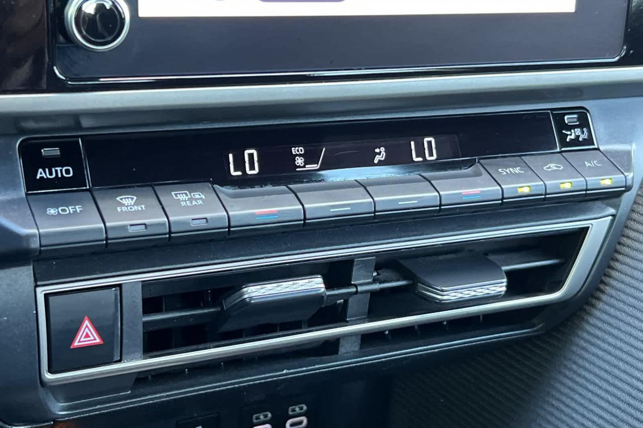 2025 Toyota Camry SE Roseville CA