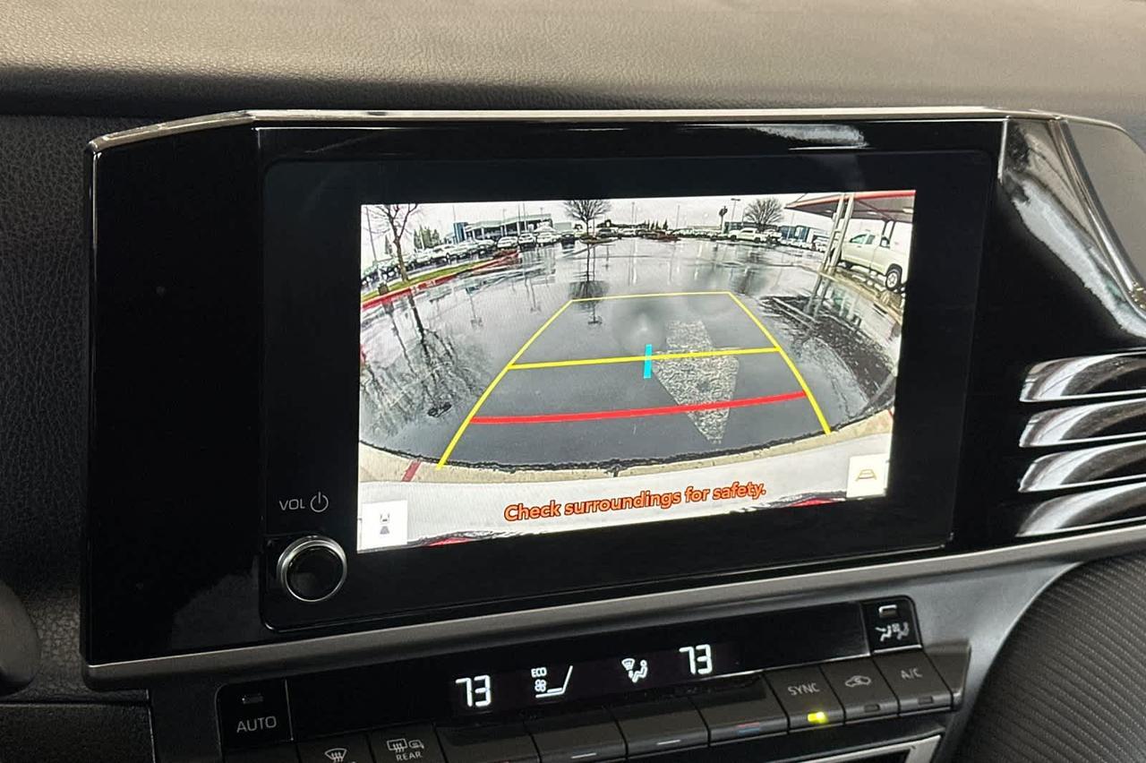 2025 Toyota Camry SE Roseville CA