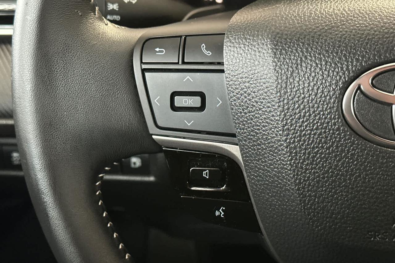 2025 Toyota Camry SE Roseville CA