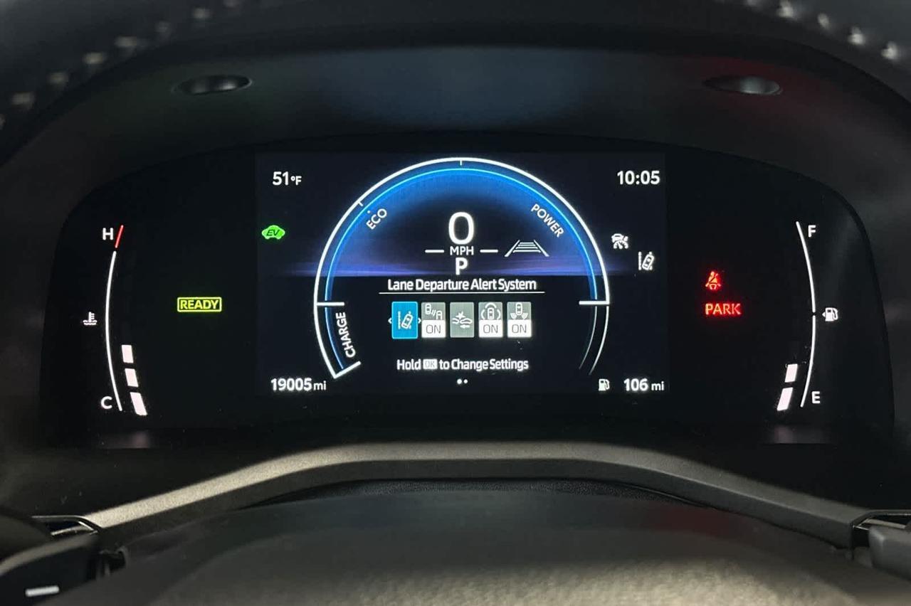 2025 Toyota Camry SE Roseville CA