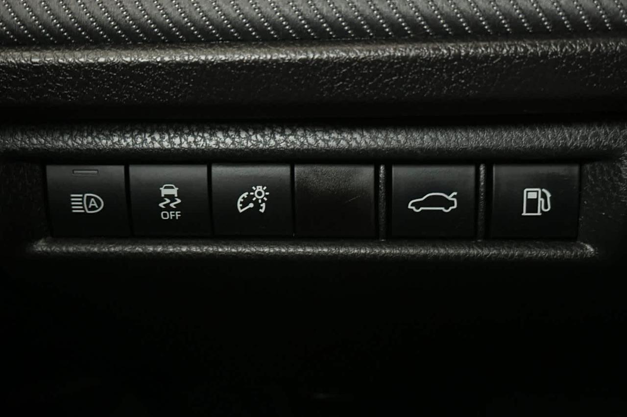 2025 Toyota Camry SE Roseville CA