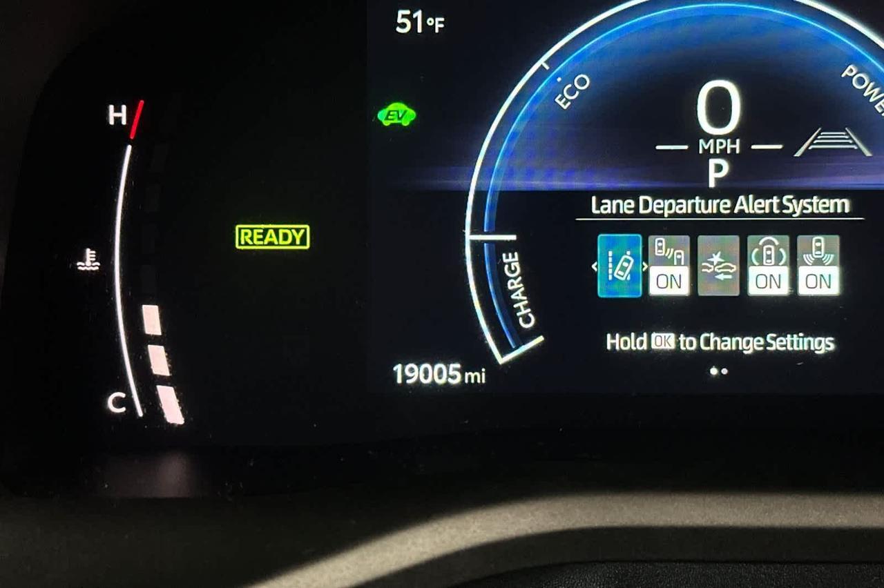 2025 Toyota Camry SE Roseville CA