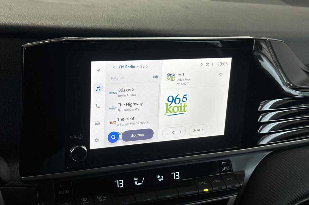 2025 Toyota Camry SE Roseville CA