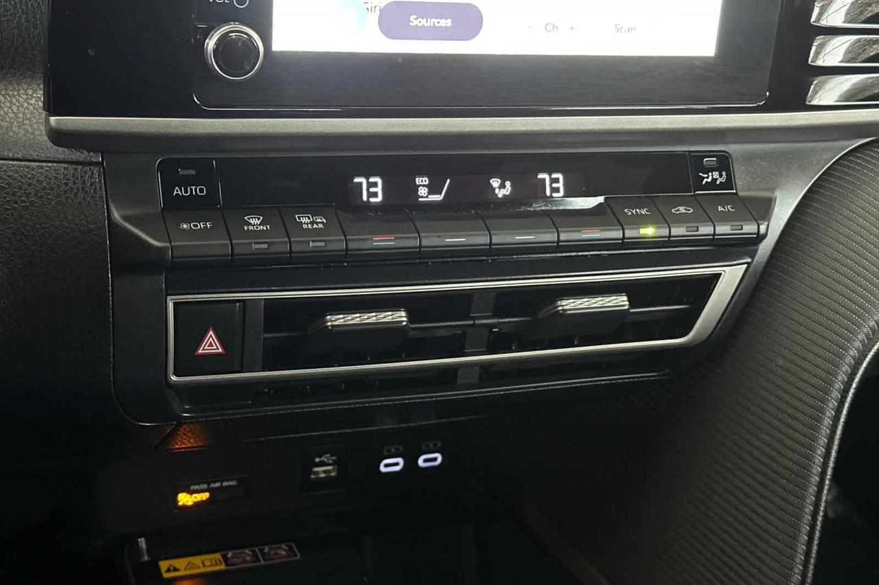 2025 Toyota Camry SE Roseville CA