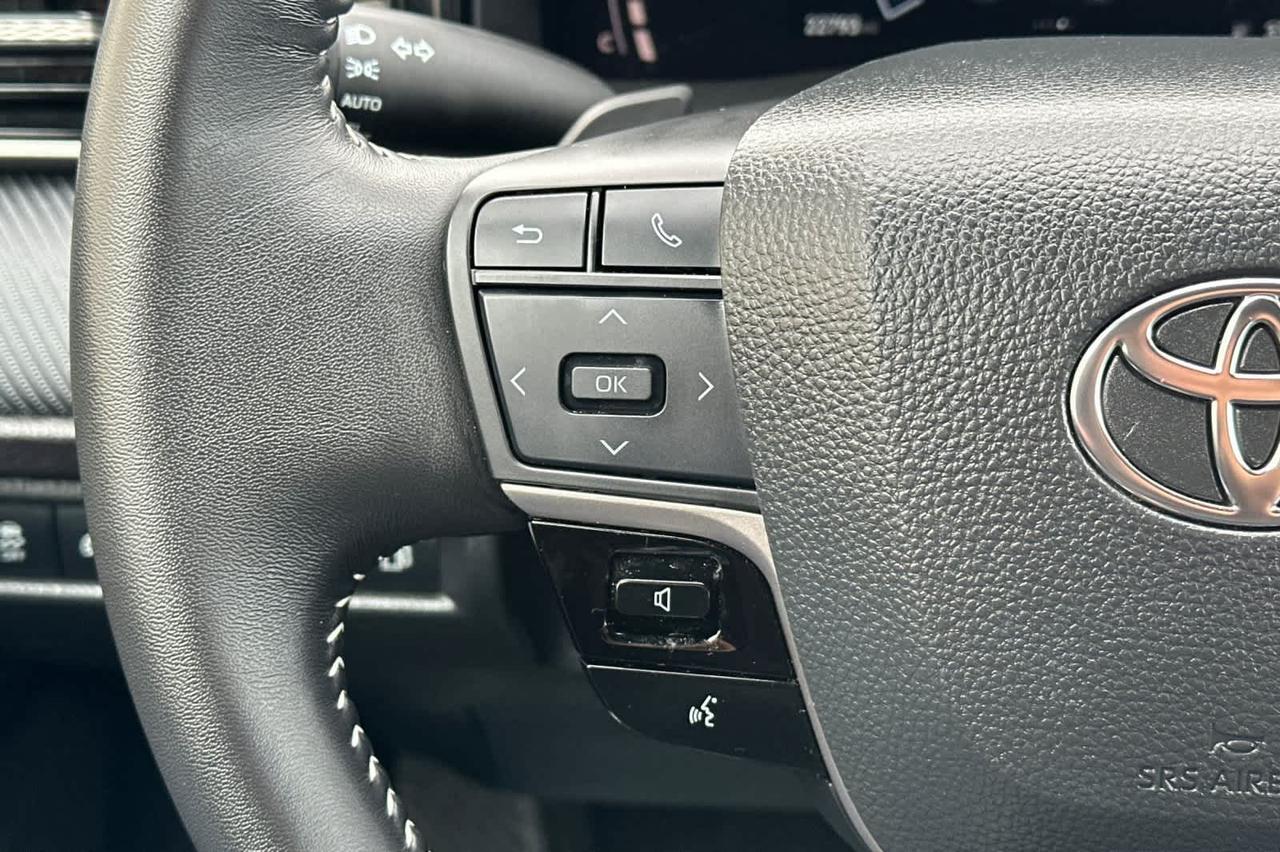 2025 Toyota Camry SE Roseville CA