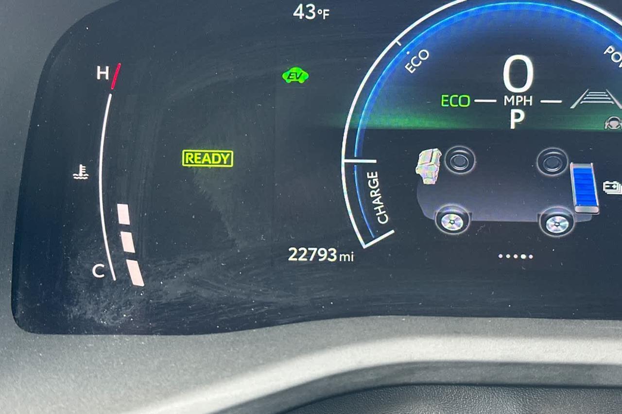 2025 Toyota Camry SE Roseville CA