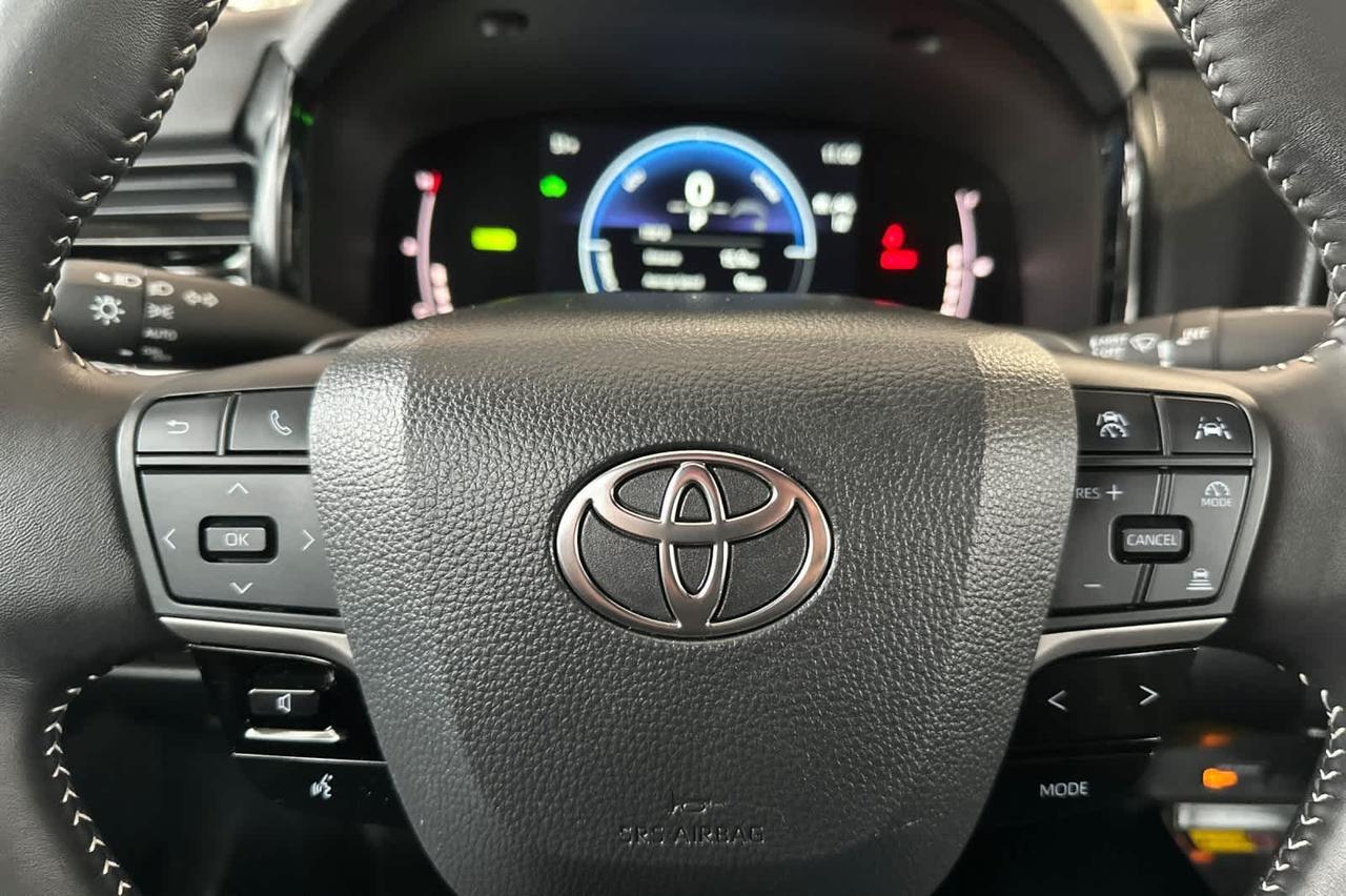 2025 Toyota Camry SE Roseville CA