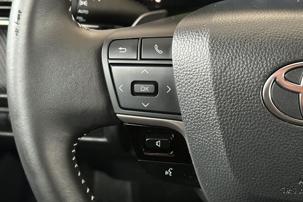 2025 Toyota Camry SE Roseville CA