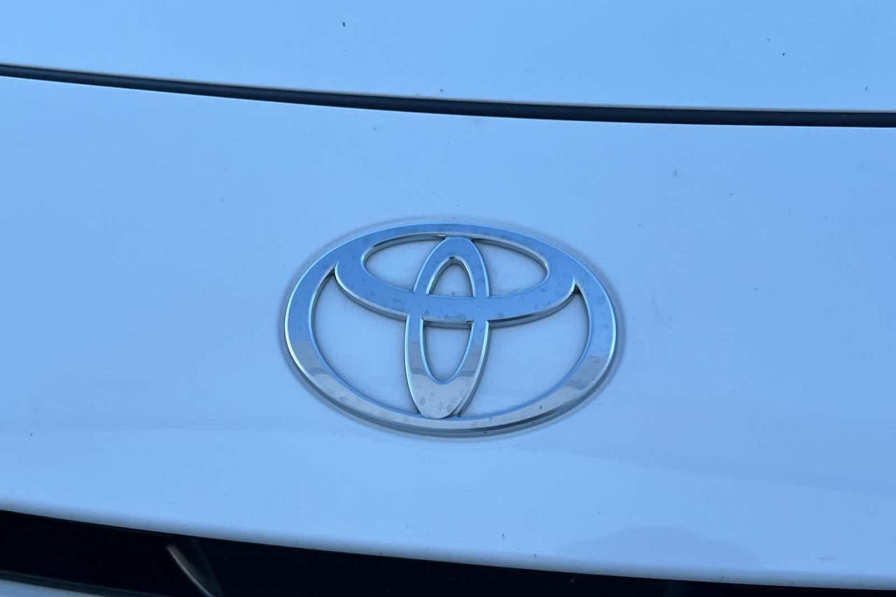 2025 Toyota Camry SE Roseville CA