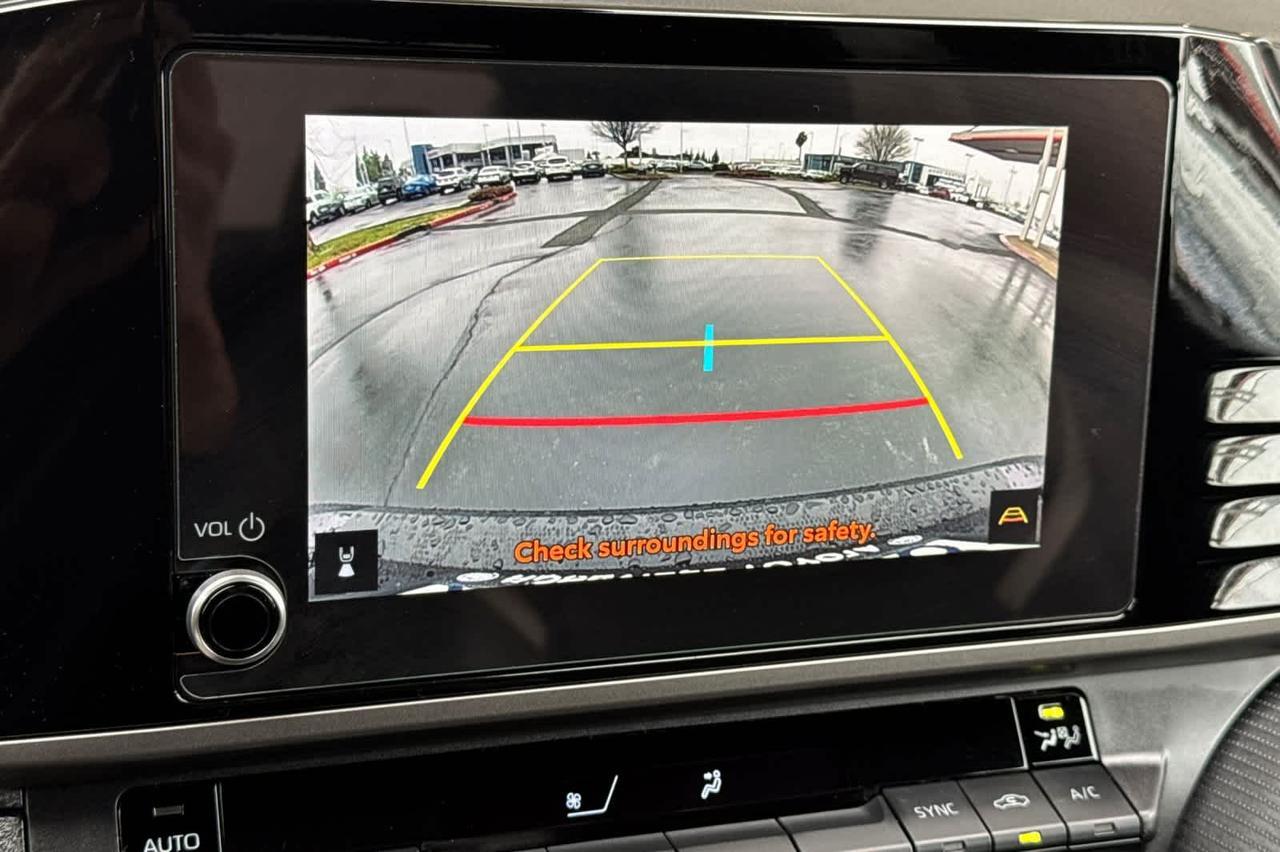 2025 Toyota Camry SE Roseville CA