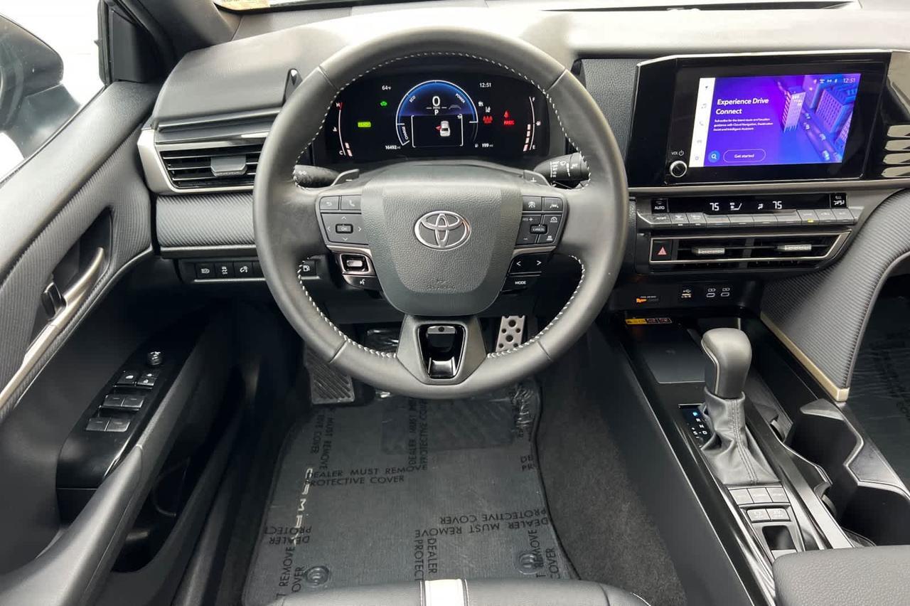 2025 Toyota Camry SE Roseville CA
