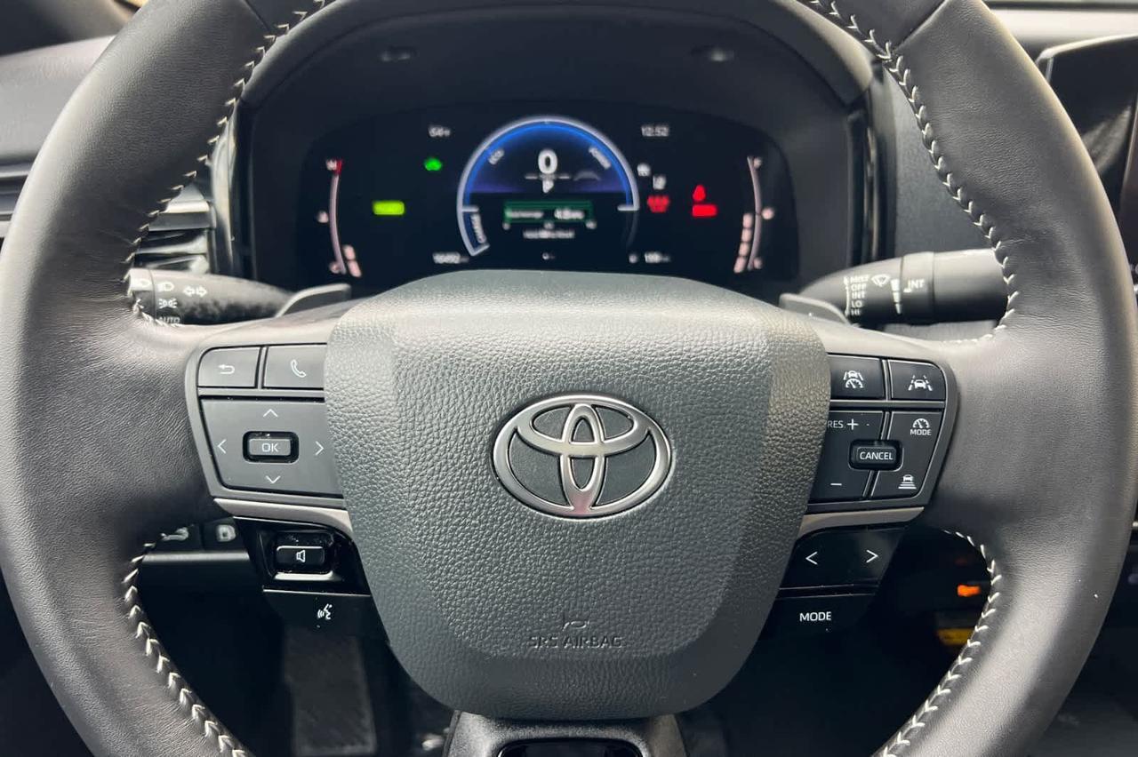 2025 Toyota Camry SE Roseville CA