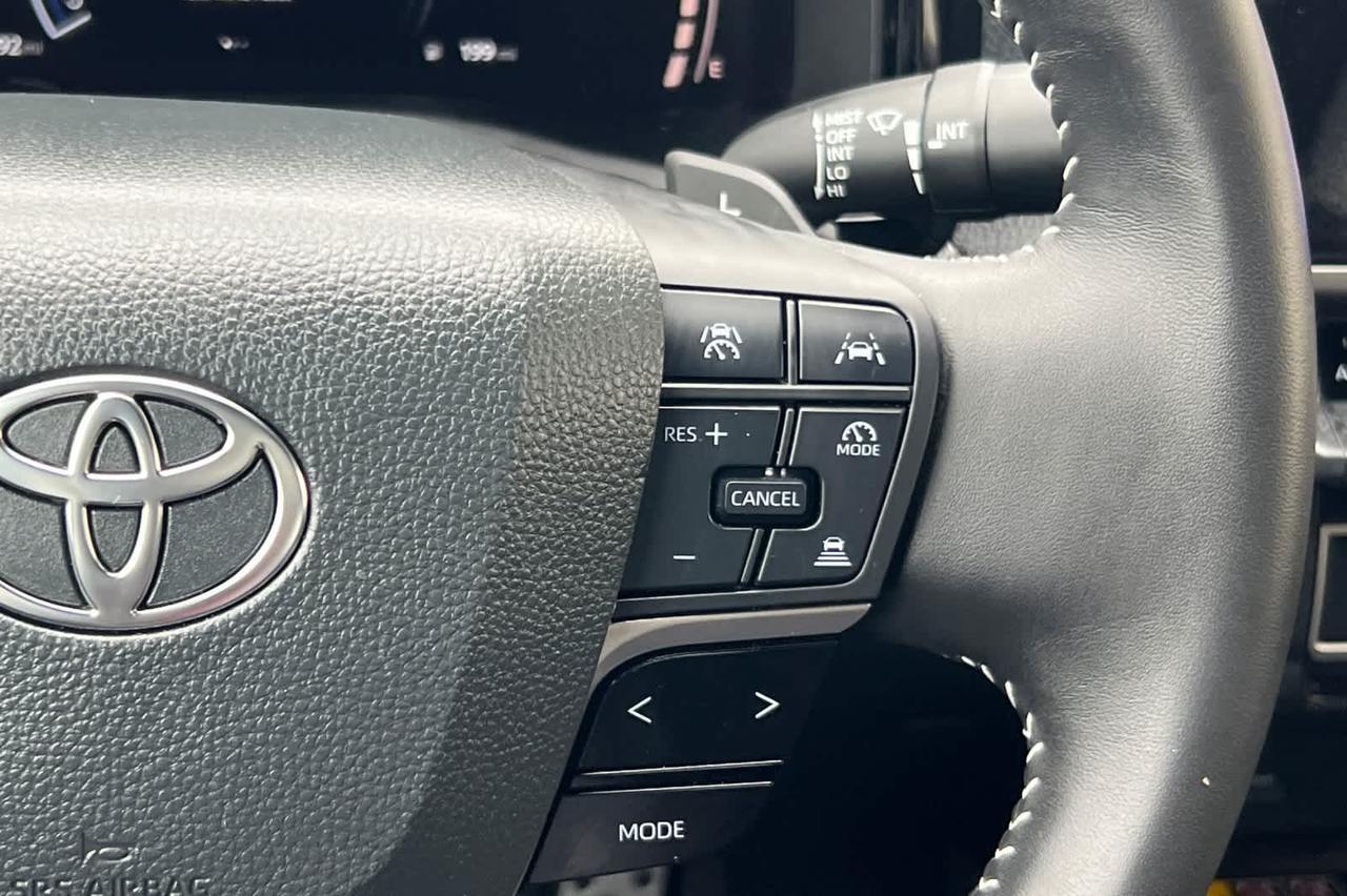 2025 Toyota Camry SE Roseville CA