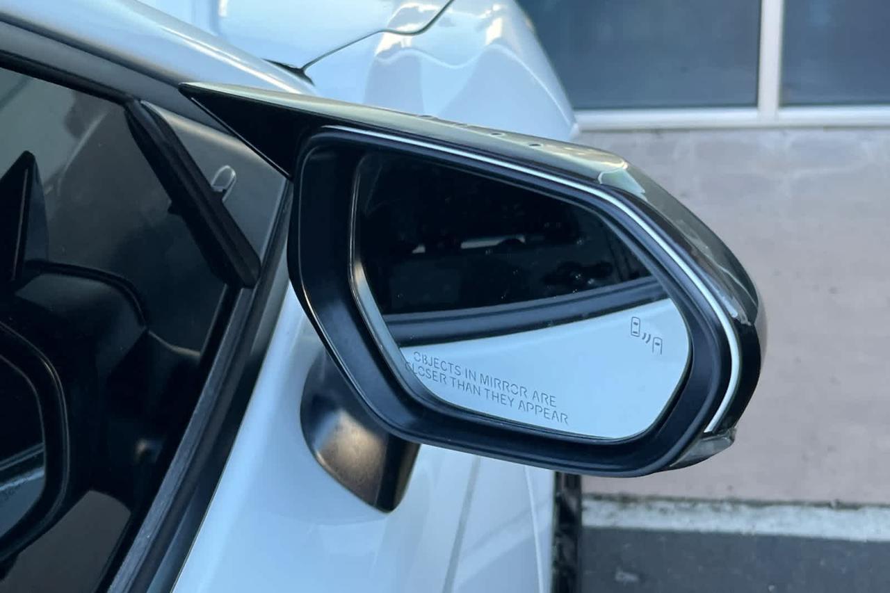 2025 Toyota Camry SE Roseville CA