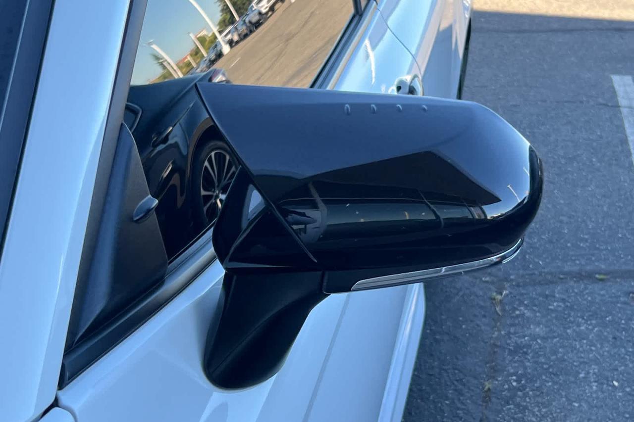 2025 Toyota Camry SE Roseville CA
