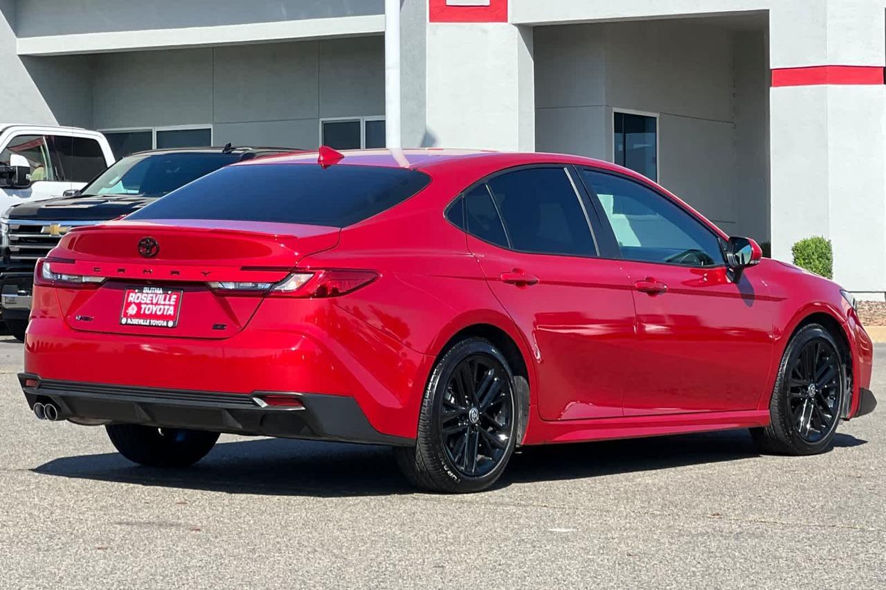 2025 Toyota Camry SE