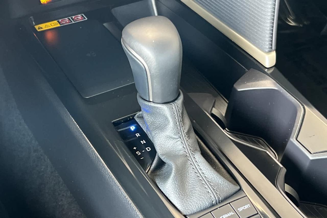 2025 Toyota Camry SE Roseville CA