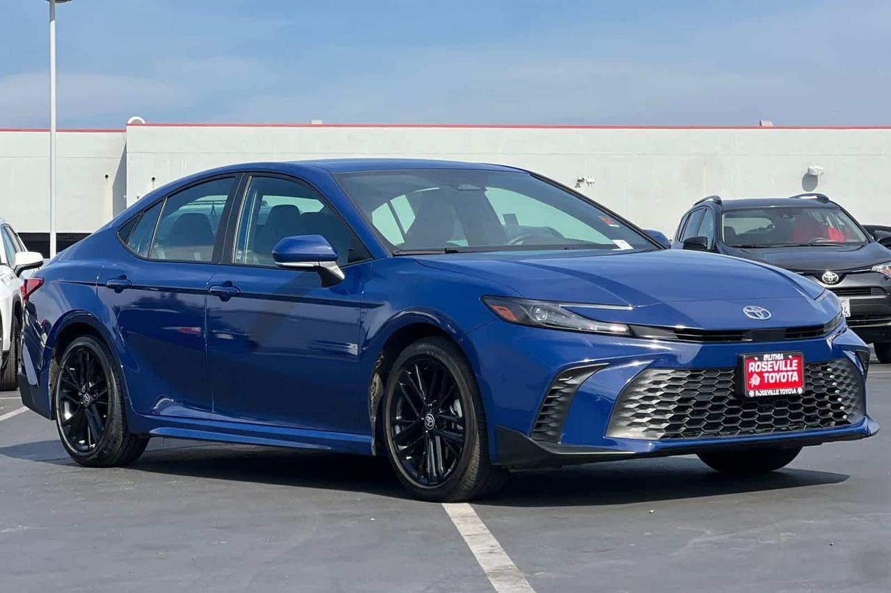 2025 Toyota Camry SE Roseville CA