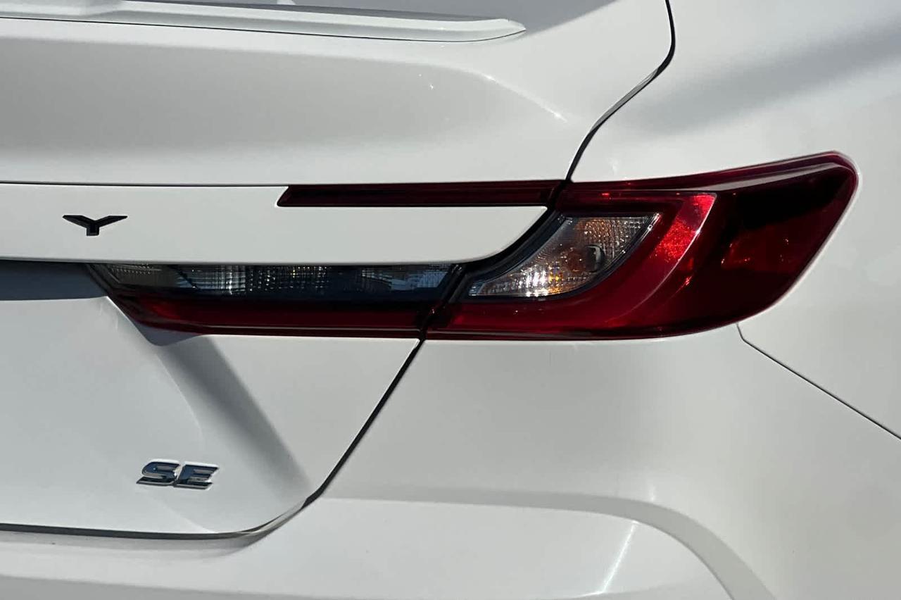 2025 Toyota Camry SE Roseville CA