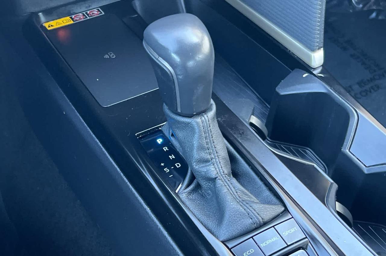 2025 Toyota Camry SE Roseville CA