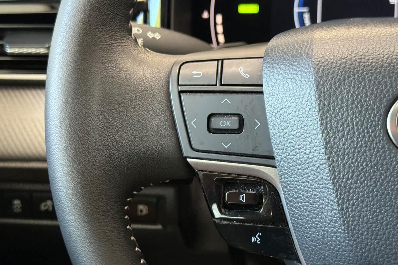 2025 Toyota Camry SE Roseville CA