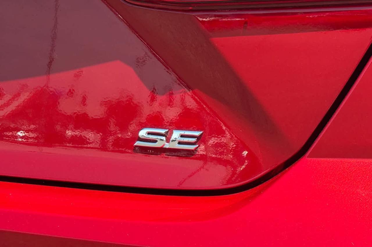 2025 Toyota Camry SE Roseville CA