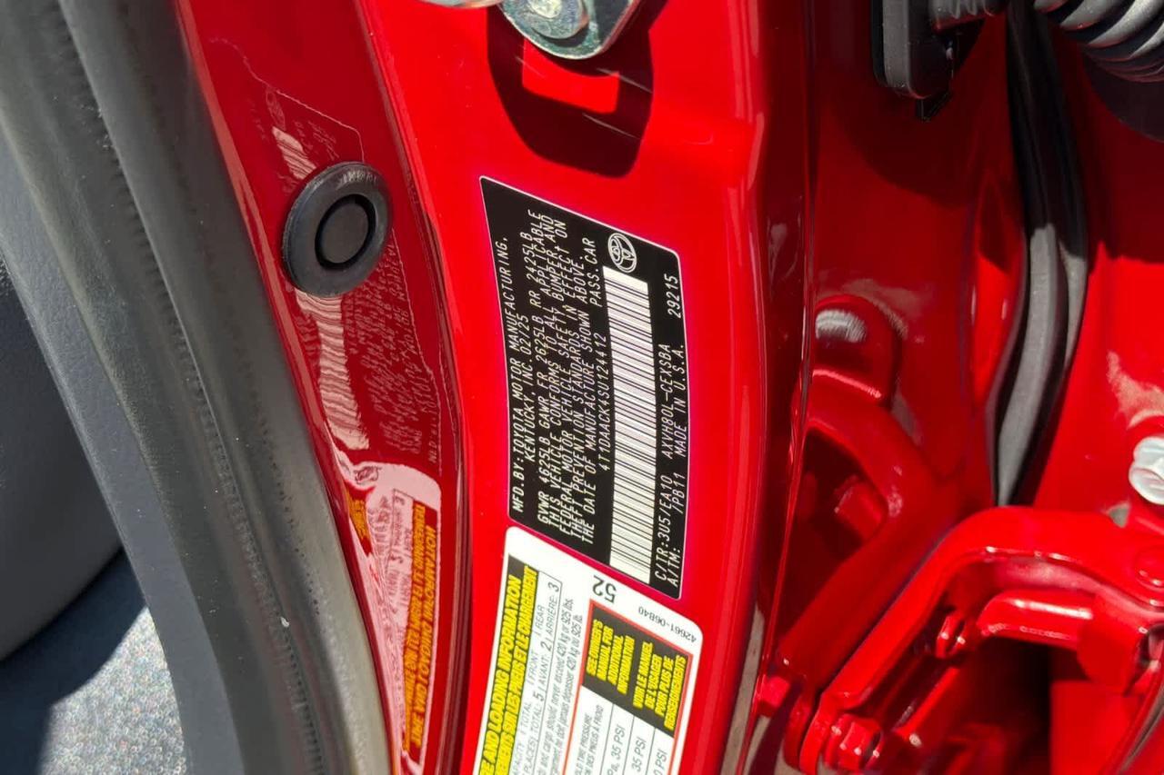 2025 Toyota Camry SE Roseville CA