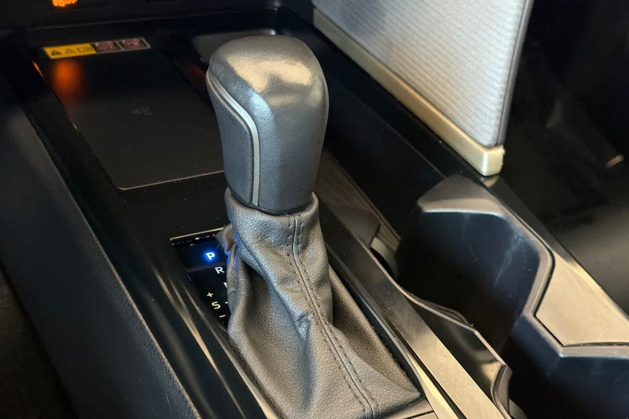 2025 Toyota Camry SE Roseville CA