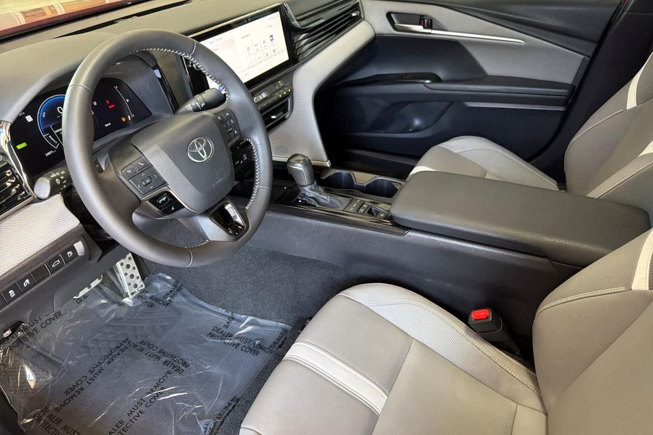 2025 Toyota Camry SE Roseville CA