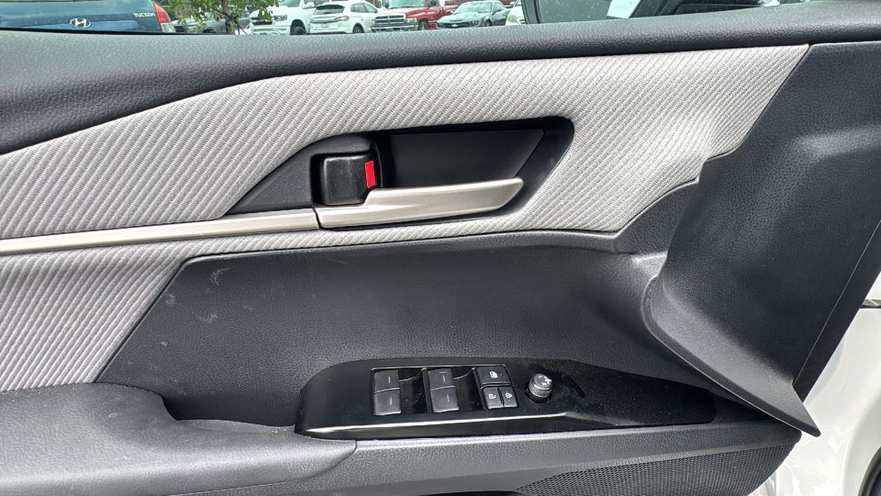 2025 Toyota Camry SE New Braunfels TX