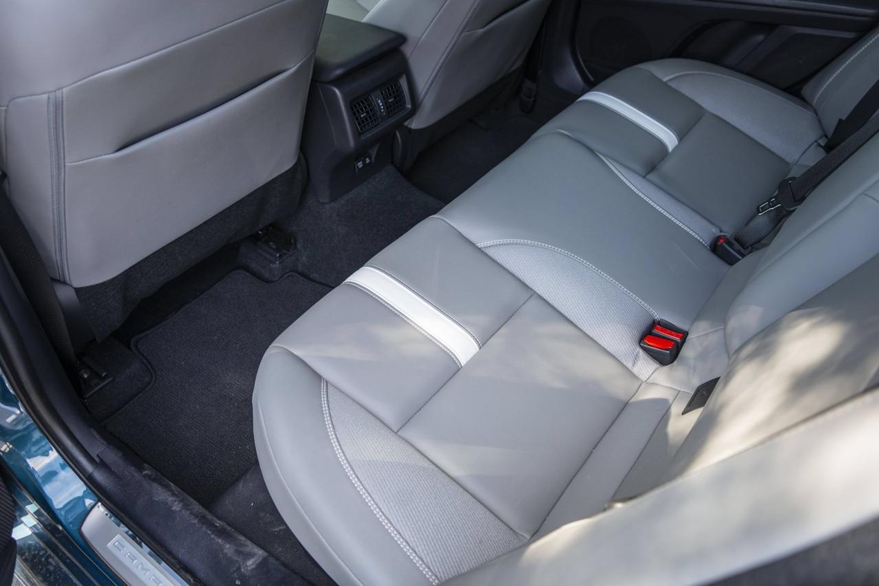 2025 Toyota Camry SE San Antonio TX