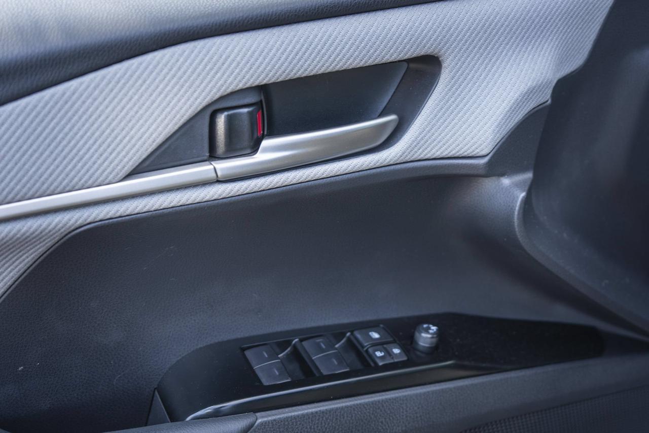 2025 Toyota Camry SE San Antonio TX