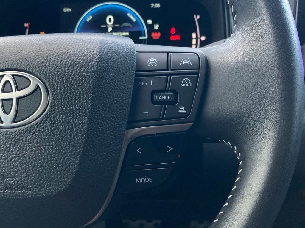 2025 Toyota Camry SE San Antonio TX