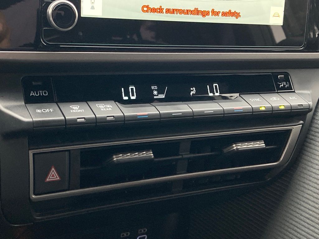 2025 Toyota Camry SE San Antonio TX