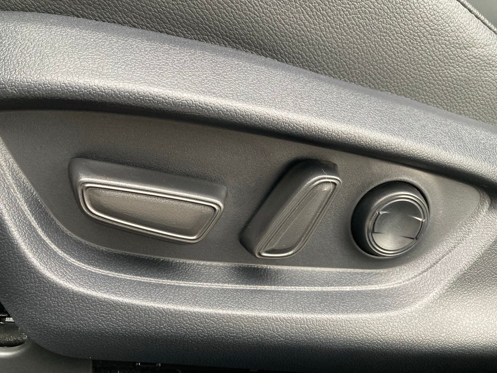 2025 Toyota Camry SE San Antonio TX