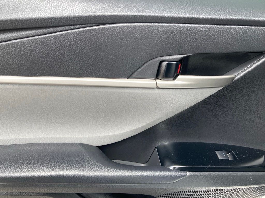 2025 Toyota Camry SE San Antonio TX