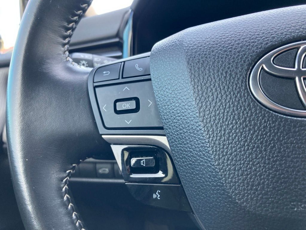 2025 Toyota Camry SE San Antonio TX